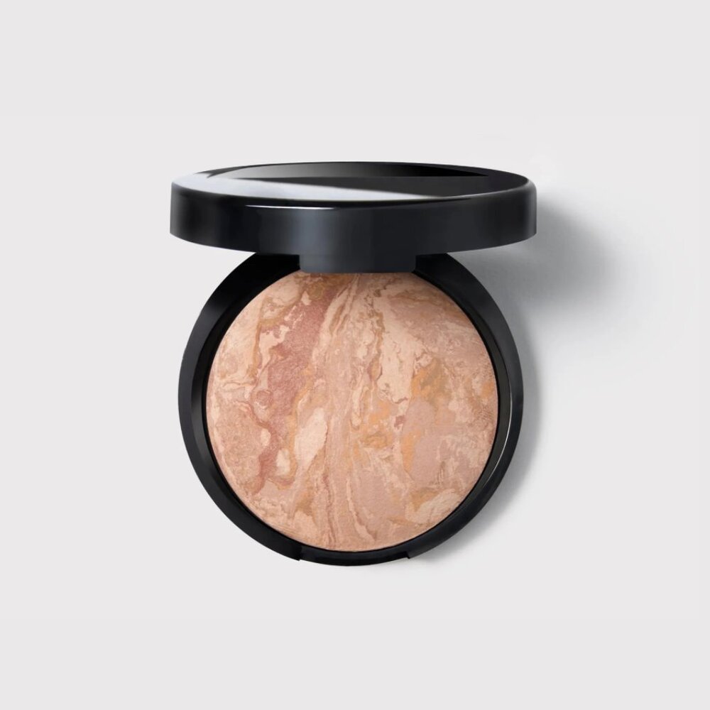 Laura Geller Baked Balance-n-Brighten Color Correcting Foundation - (Fair)